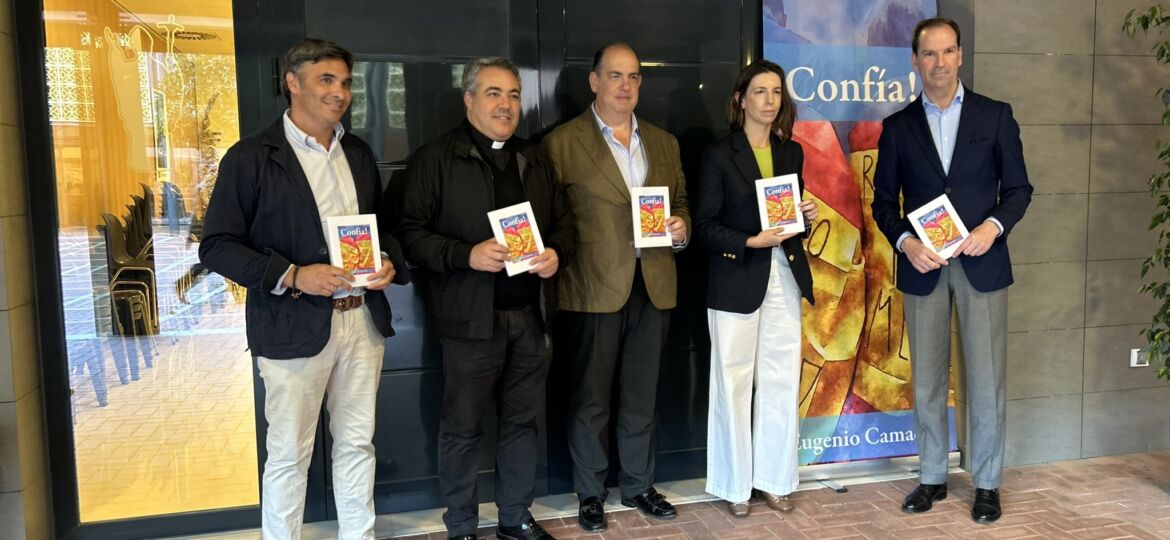 Presentación del libro, Confía, Sevilla (2)